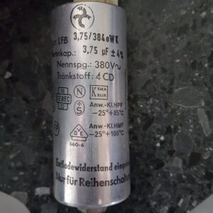 PCB-haltiger Kondensator